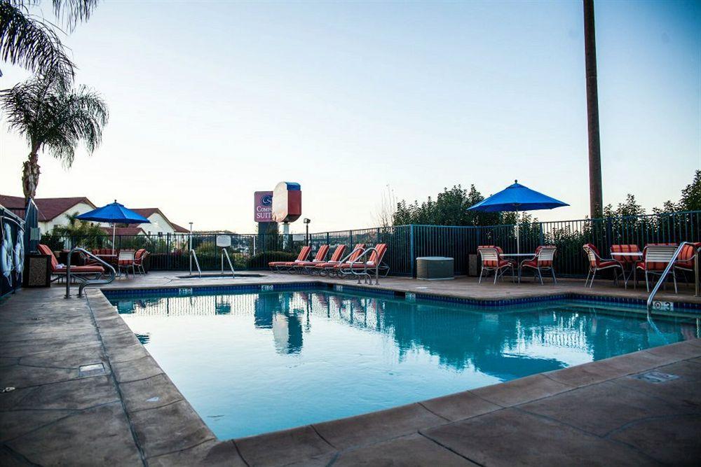 Fairfield Inn By Marriott Santa Clarita Valencia Екстер'єр фото